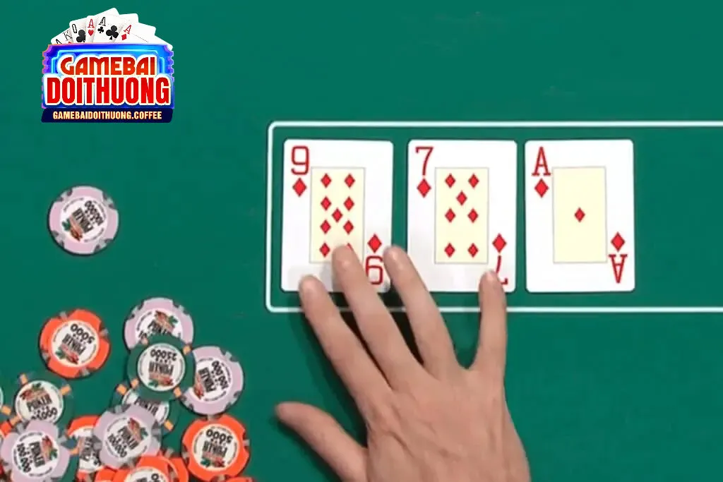 Lợi ích khi chơi Bài xì tố trên nền tảng trực tuyến